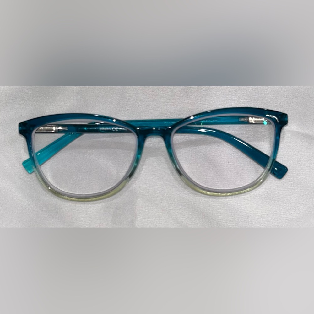 NWOT PEEPERS WREN BLUE LIGHT